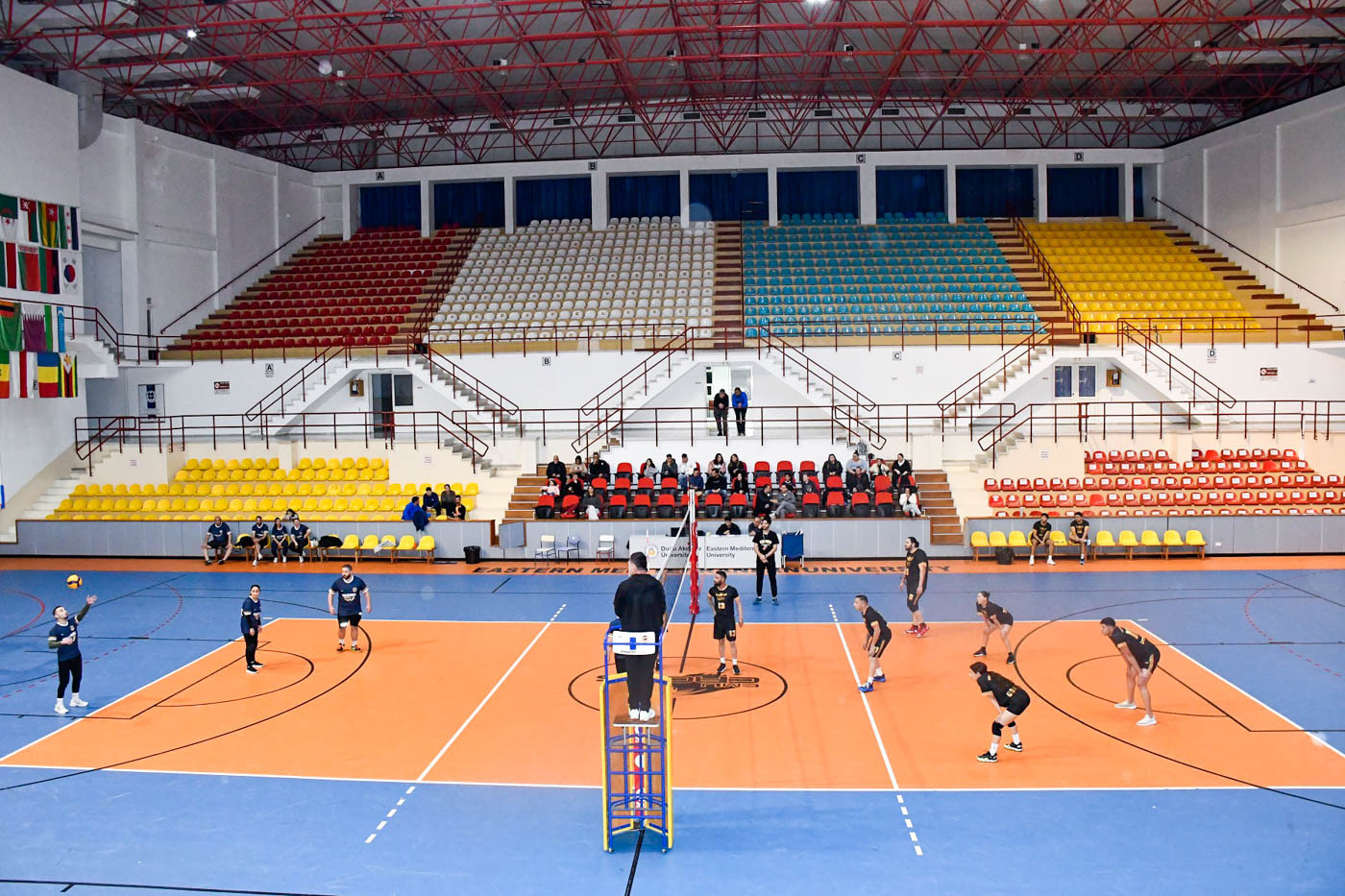 DAÜ’de Şampiyon Melekler Voleybol Anı Turnuvası Başladı